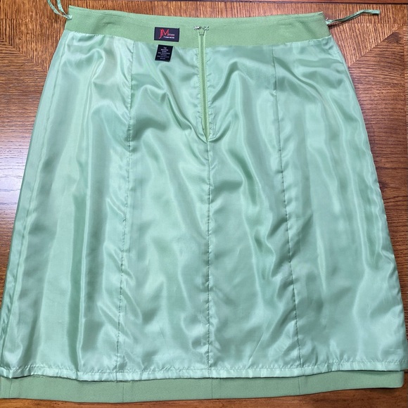 NWT JM Studio by John Meyer Sage / Green Stretch Pencil Skirt
Size 14 - Picture 8 of 9